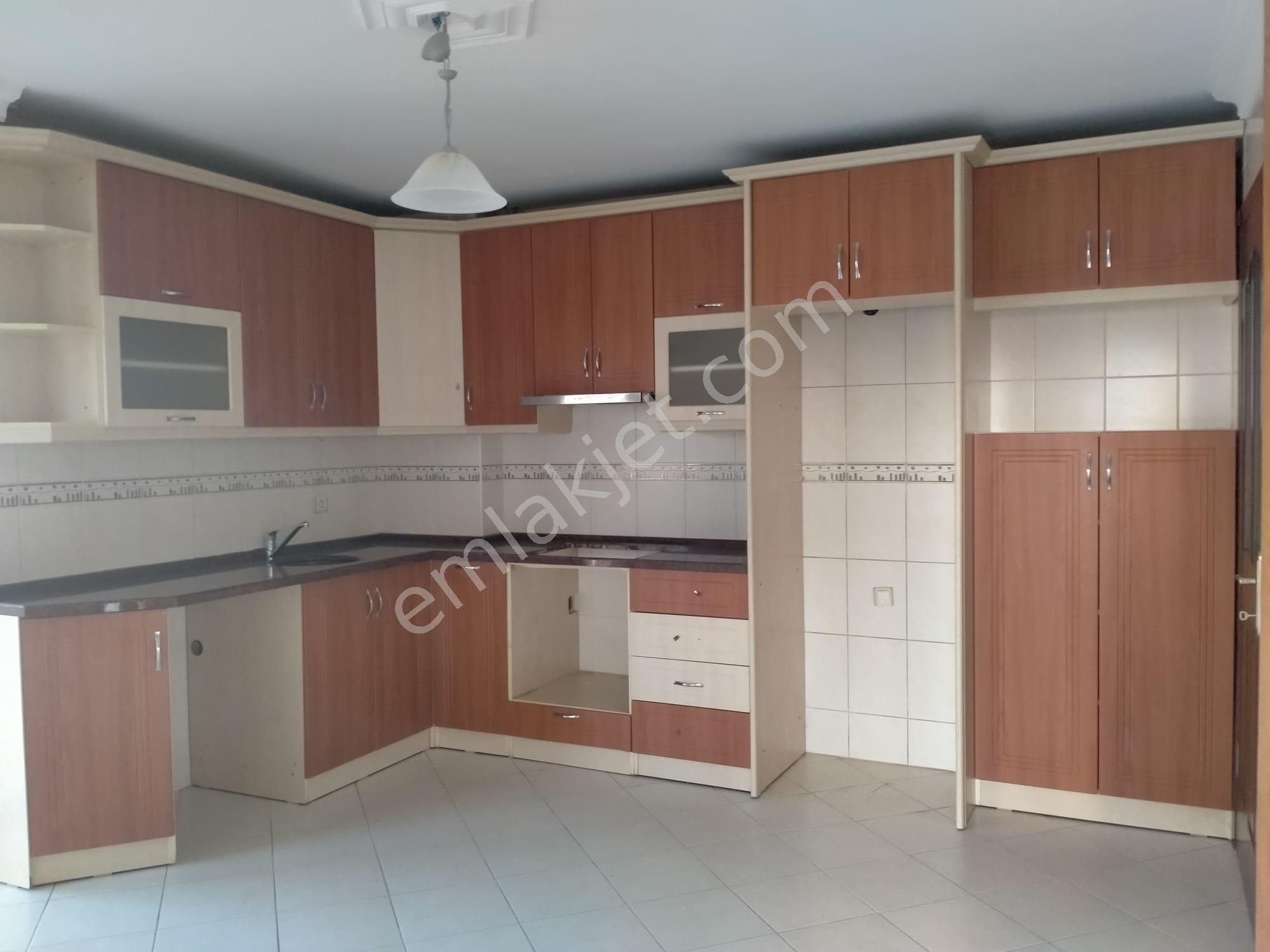 Salihli Sağlık Kiralık Daire  MANİSA SALİHLİ SAĞLIK MAH KİRALIK 3+1 JEOTERMAL YERDEN ISITMALI DAİRE