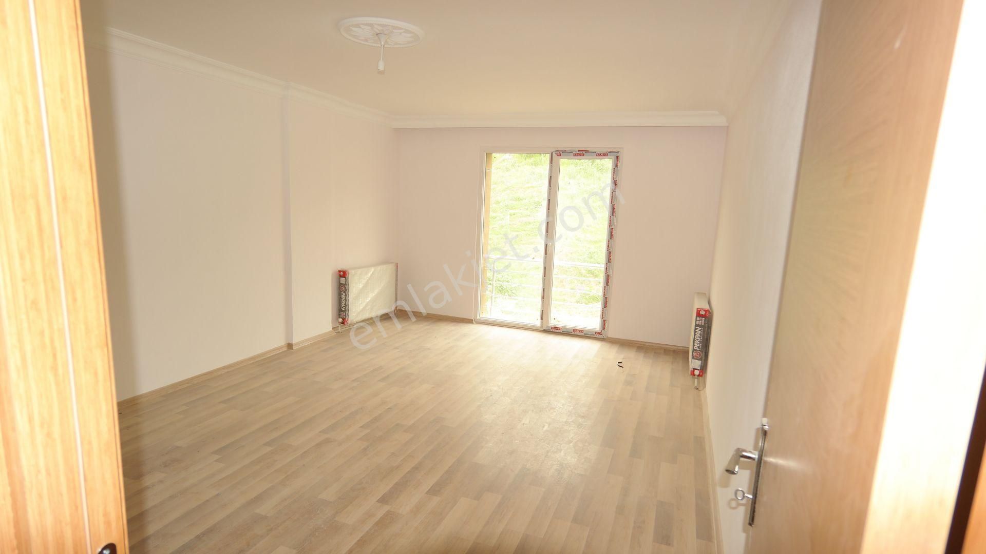 Pendik Esenyalı Satılık Daire SATILIK DAİRE PENDİK ESENYALI MAHALLESİ 