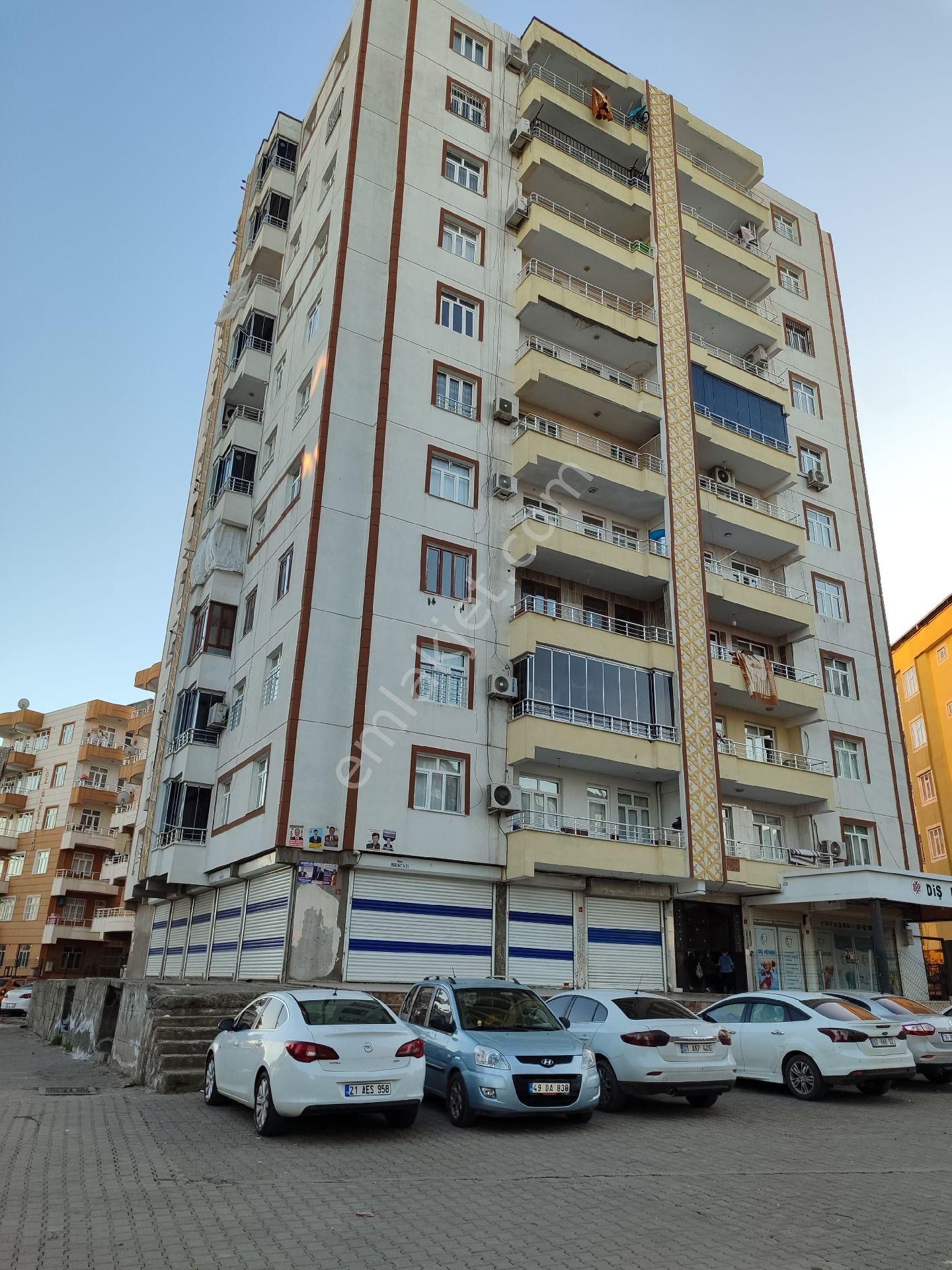 Yenişehir Şehitlik Satılık Daire Şehitlik Îlçe Garajında Satılık Konforlu Daire