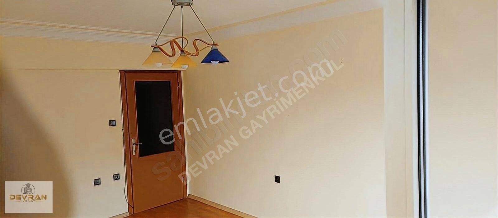 https://imaj.emlakjet.com/listing/14796200/D7540040A217F6CA2D36A4C5DE28400014796200.jpg