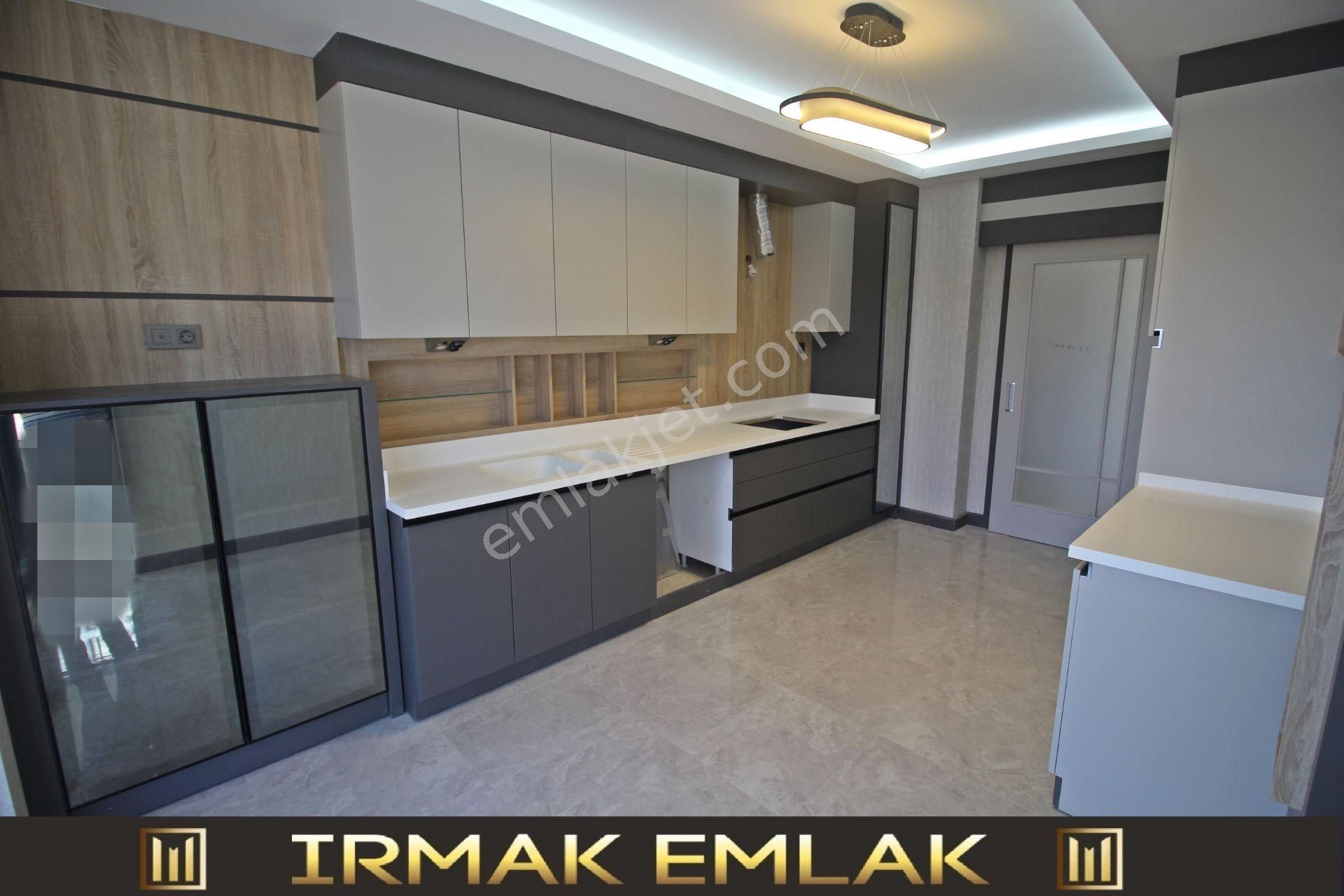 https://imaj.emlakjet.com/listing/14796903/FC5C59E96F491B71C8AF247DE208F6D513327659.JPG