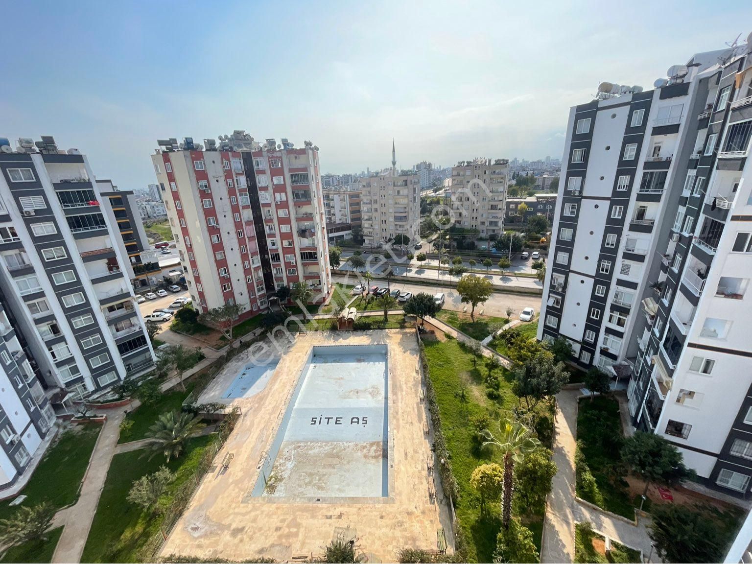 Toroslar Çağdaşkent Satılık Daire TOROSLAR çağdaşkentte satılık 3+1/135 m² daire