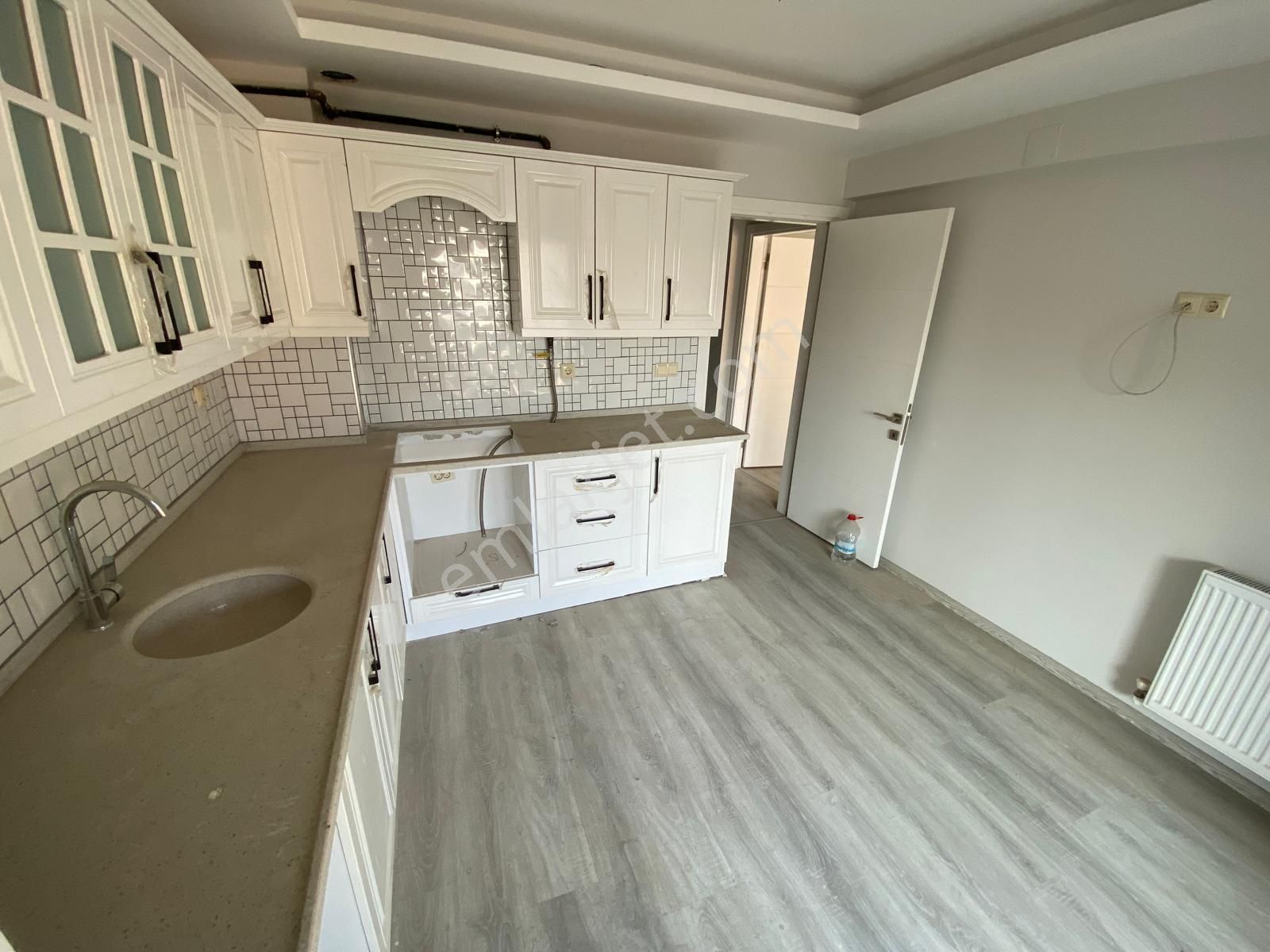 Akhisar Efem Gayrimenkulden Reşatbeyde Satılık 5+1 Dubleks Daire!!! - Görsel 3