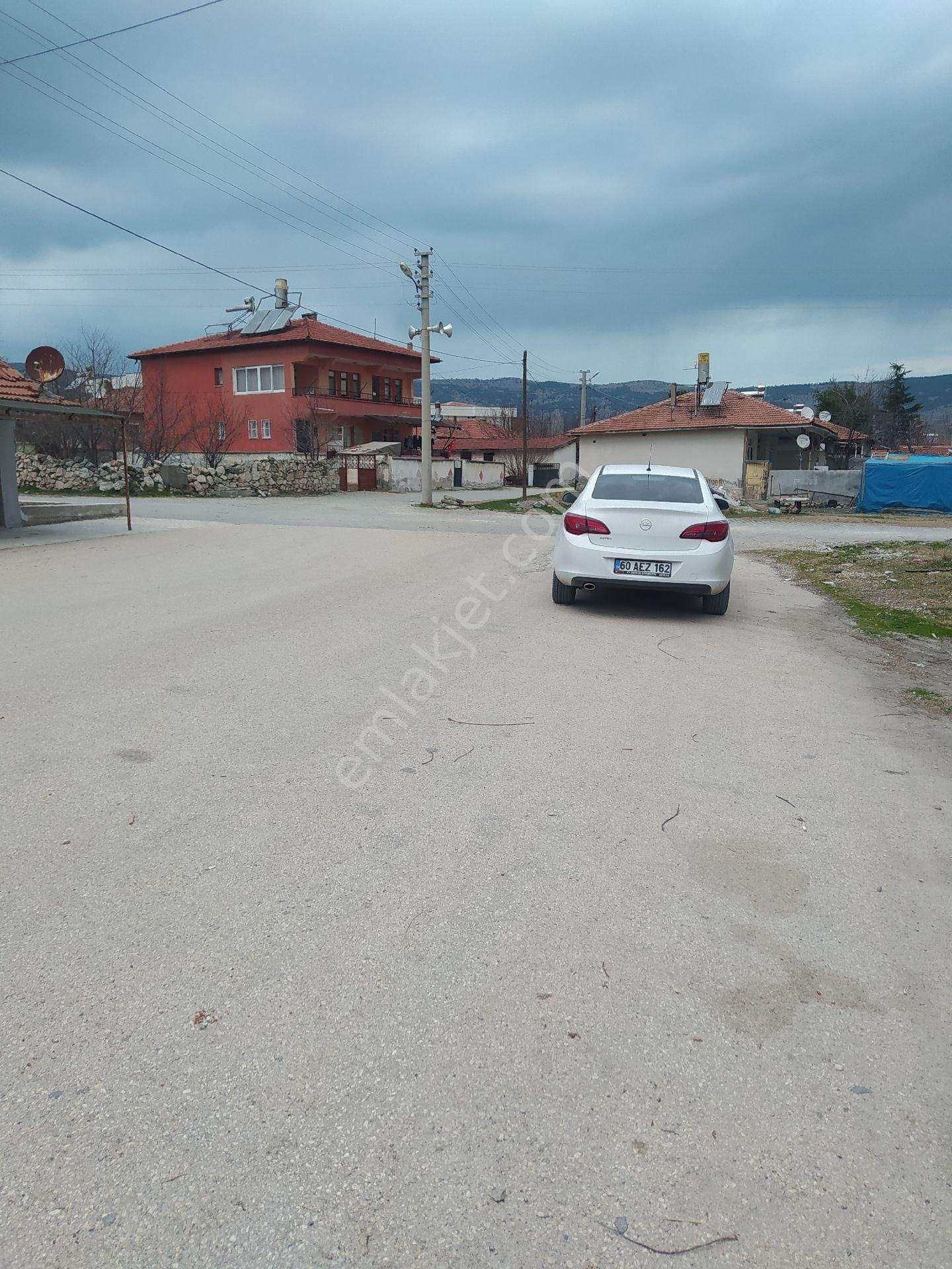 Turhal Pekgöz Emlak Tokat Turhal Bahar Mahallesi 3+1 Oda Satılık ...