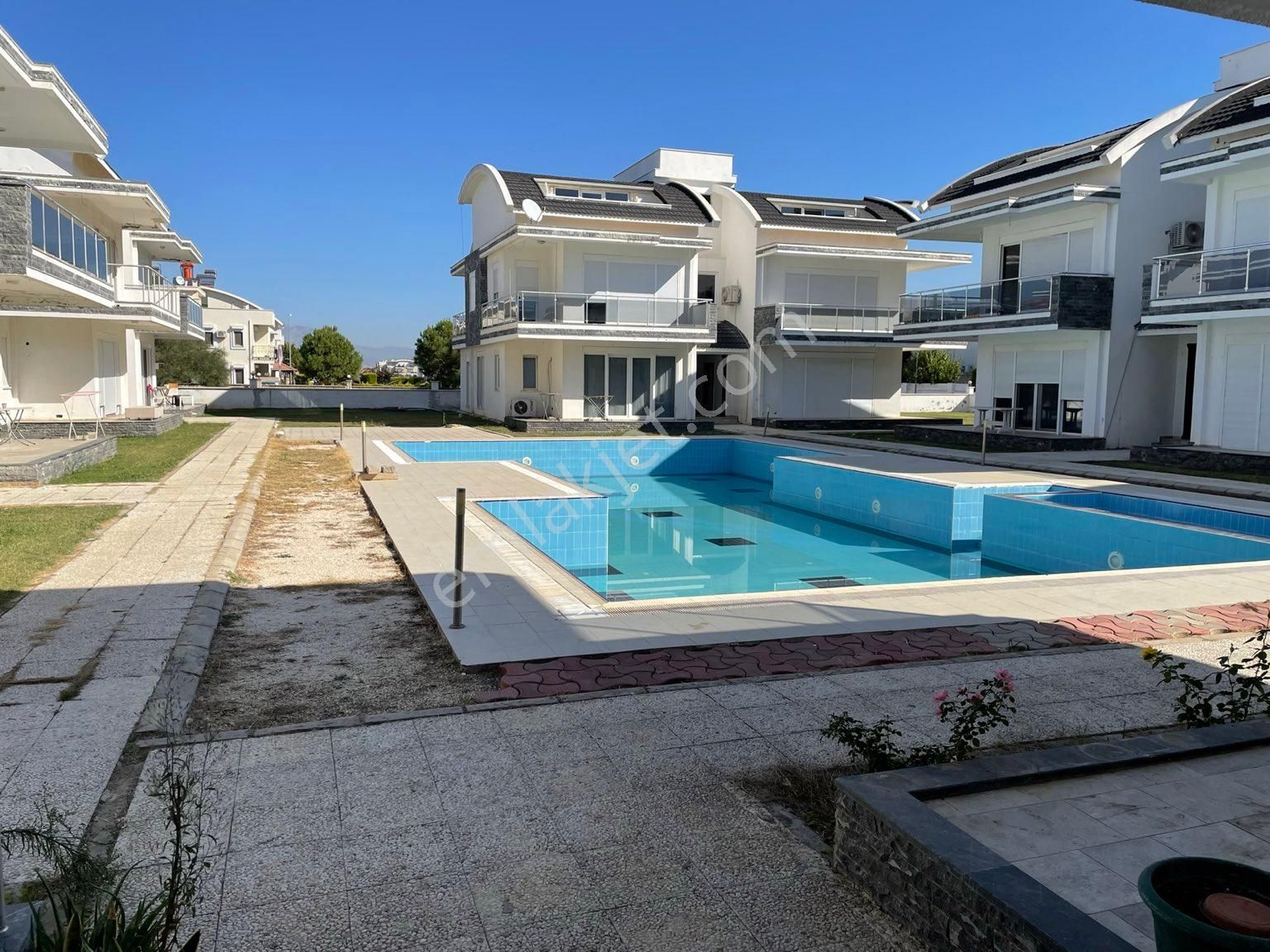 Serik Belek Satılık Daire Antalya Belek Calipso Site İçerisinde Müstakil Giriş Kat Daire Satlıktır