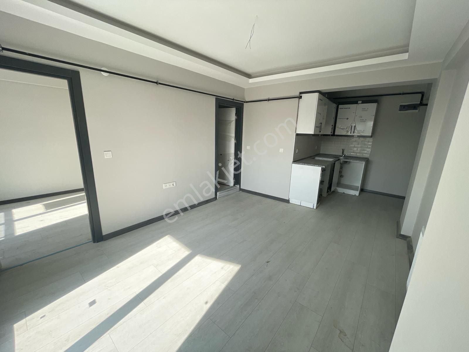 Buca Ufuk Satılık Daire BUCA'DA 75 M2 BALKONLU 1+1 SATILIK DAİRE