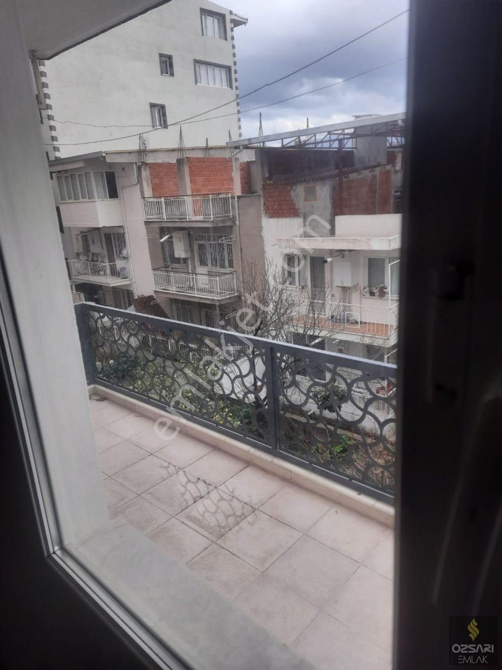 Bornova Atatürk Mah. Yavuz Cad. Arkası 3+1 Kiralık Daire - Görsel 23