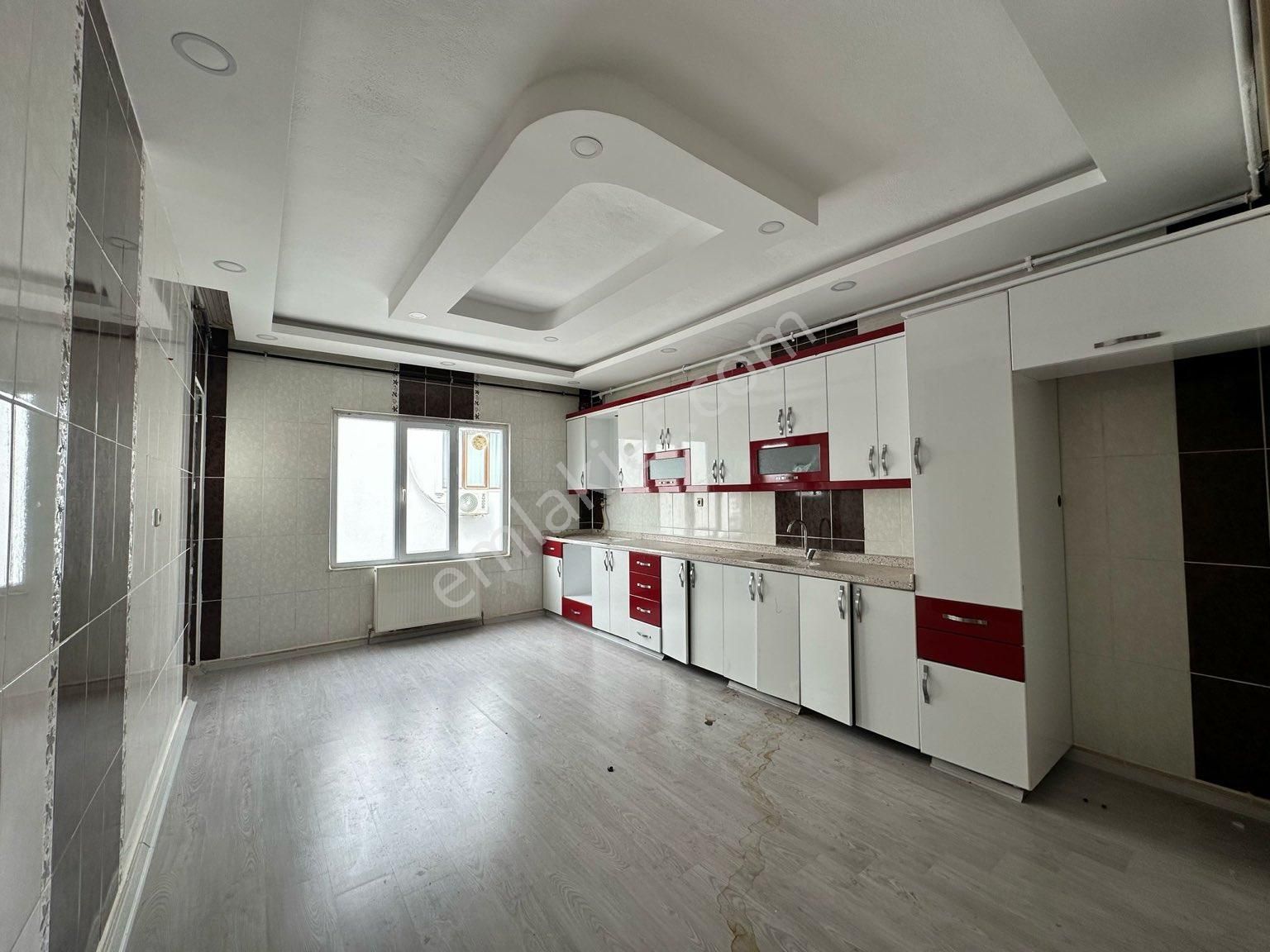 Kızıltepe Yenikent Satılık Daire MAREV EMLAKTAN SATILIK FIRSAT DAİRE YENİKENT TOKİ DE  4+1 DAİRE 