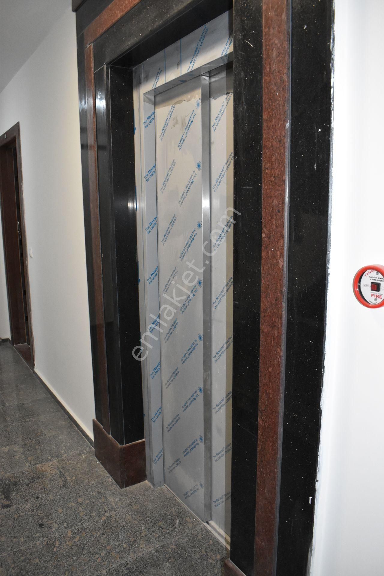 Büyükçekmece 19 Mayıs Mah Sitede Ultra Lüks Satılık 2+1 Daire - Görsel 26