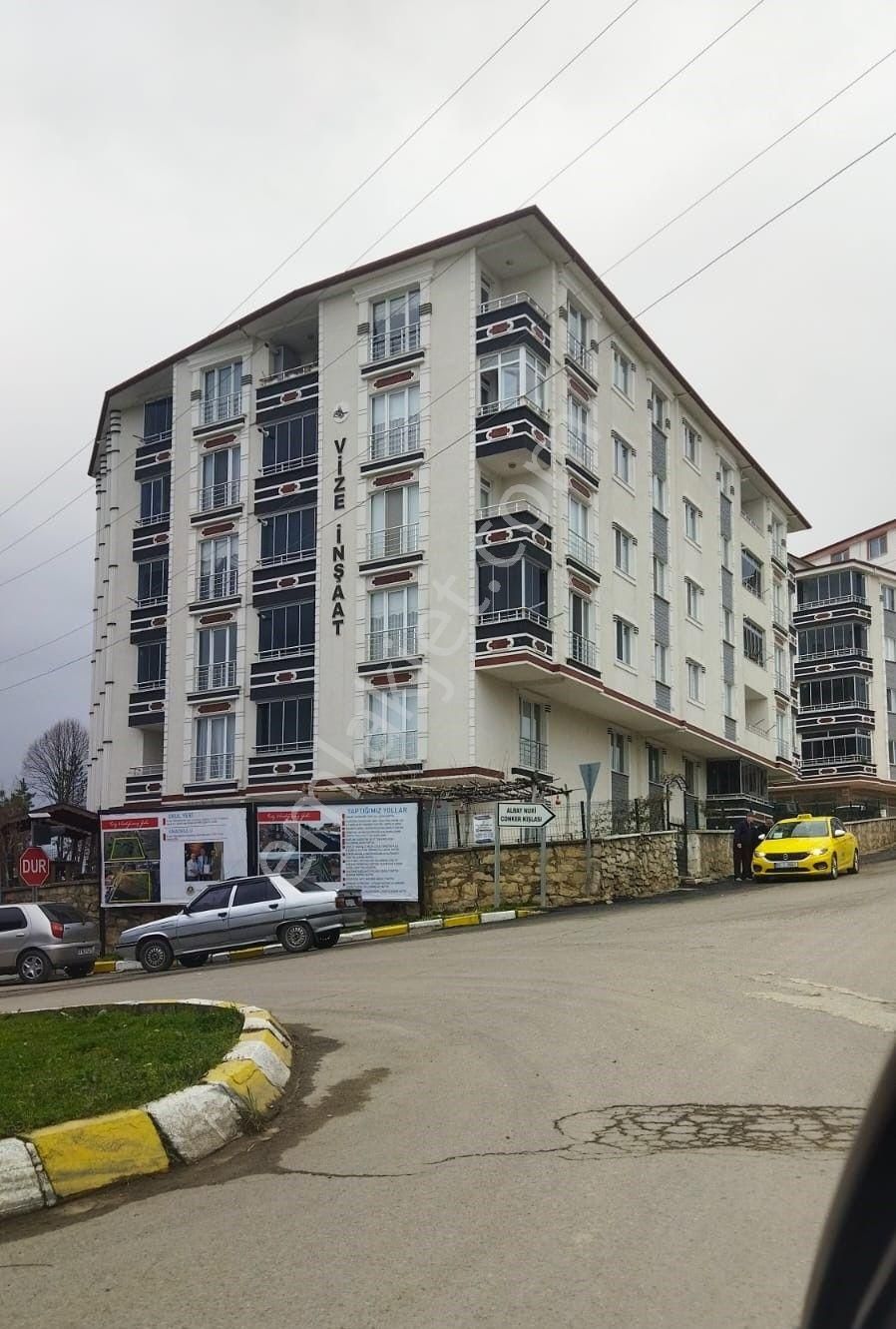 Vize Gazi Satılık Daire Ana Cadde Üzerinde Güney Doğu Cepheli 135m2 3+1 Daire