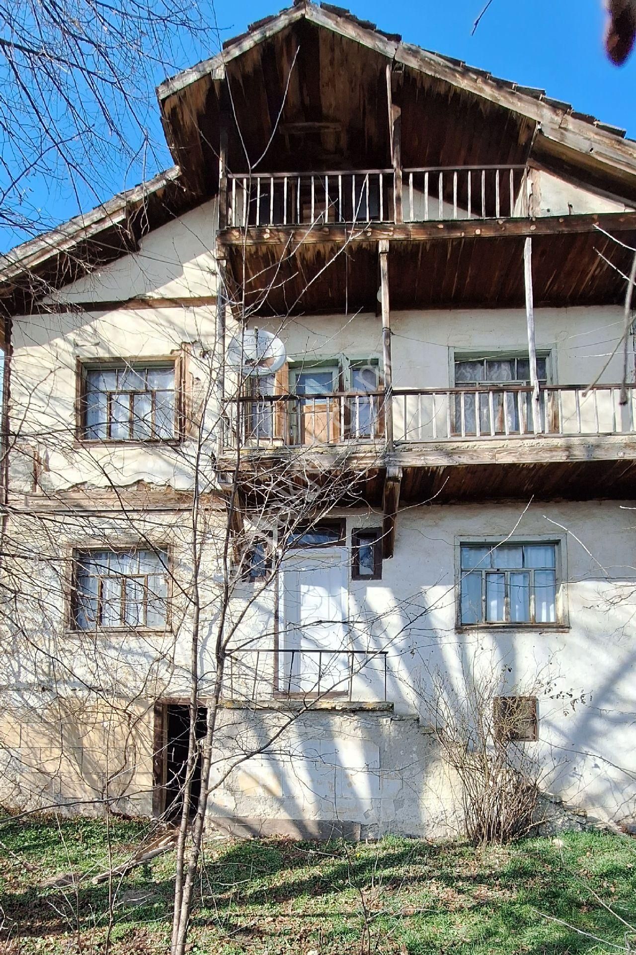 Mudurnu Yıldırım Bayazıd Satılık Müstakil Ev BOLU,MUDURNUDA SATILIK MÜSTAKİL EV 