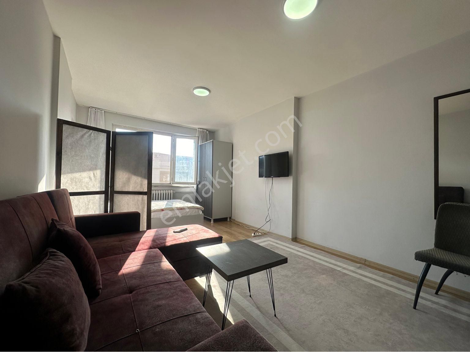 Kadıköy Osmanağa Kiralık Daire KADIKÖY MERKEZDE LÜKS 1+0 YENİ EŞYALI ARAKAT ÇELİK KAPILI DAİRE