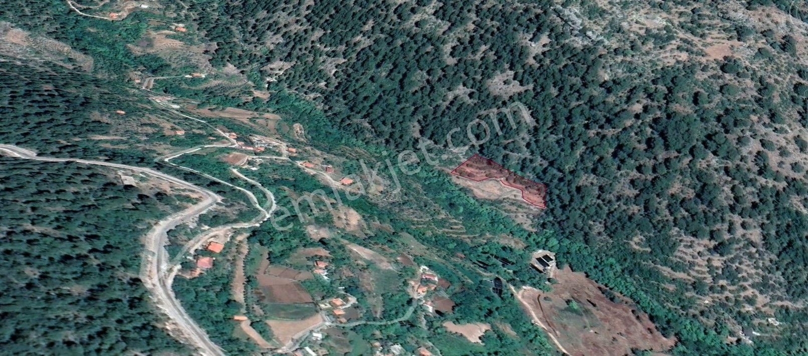 Goldhouse Dan Söğütlüde 2700 M2 Satılık Tarla - Görsel 2