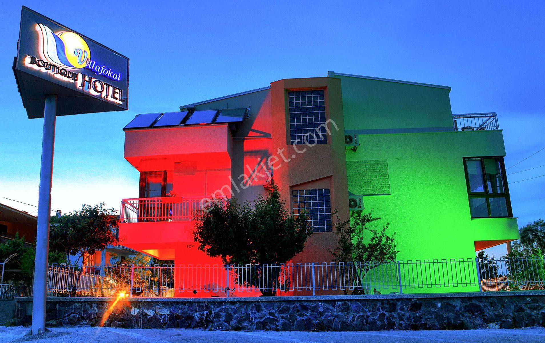 Foça Fevzi Çakmak Satılık Butik Otel  Yeni Foça Denize Yakın Satılık 10 Odalı Butik Otel