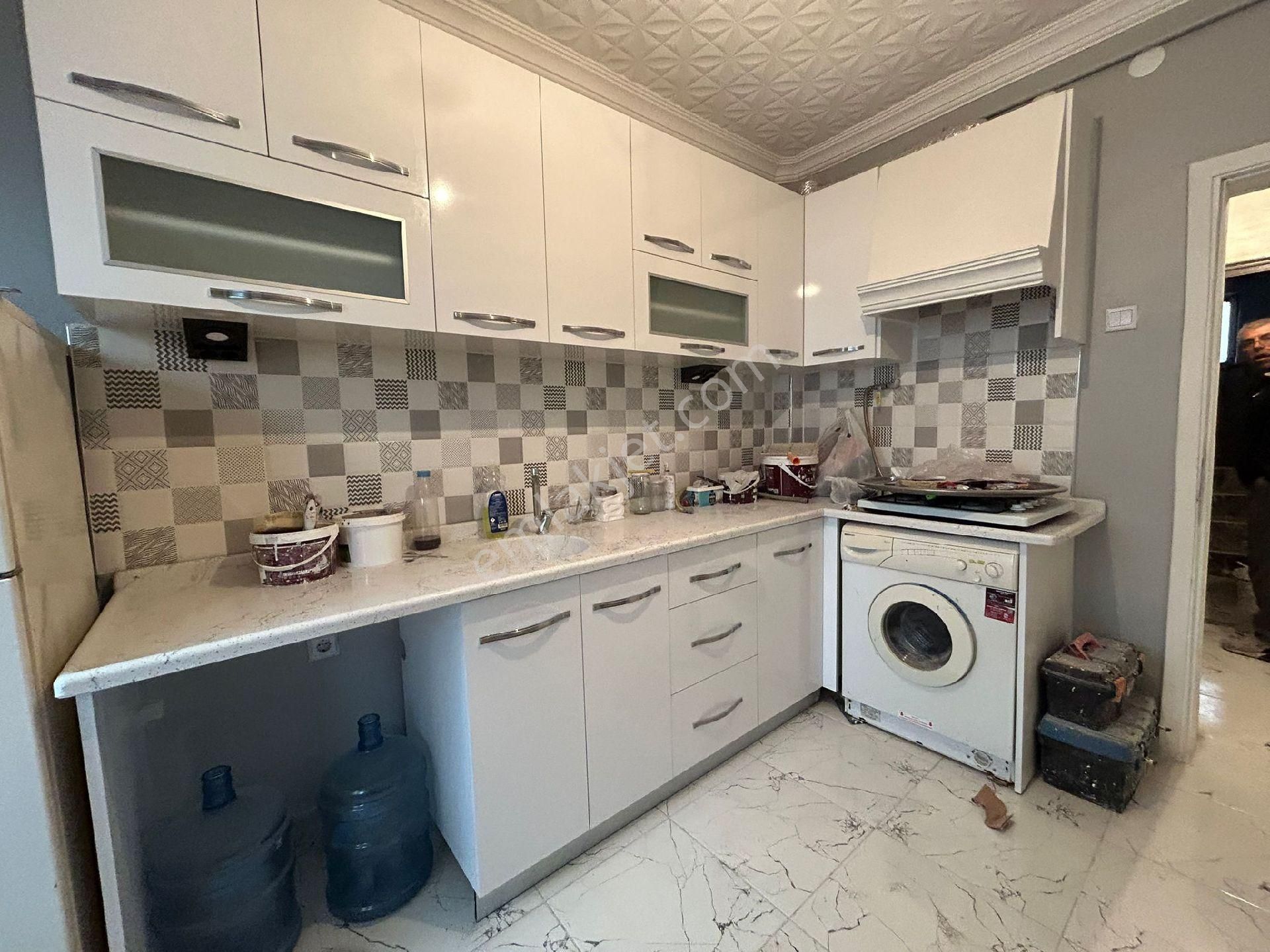 Conker İnşaat Emlak'tan Batıkent Mahallesi 3+1 Kiralık Daire