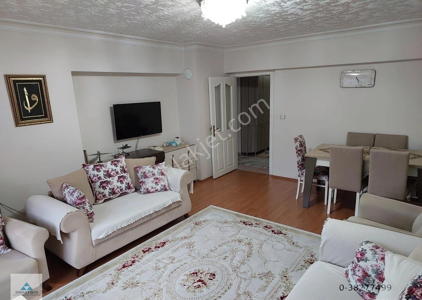 Çankaya Çamlıtepe Satılık Daire ÇANKAYA CEBECİ  ERDEM CADDESİN DE 3+1 SATILIK DAİRE