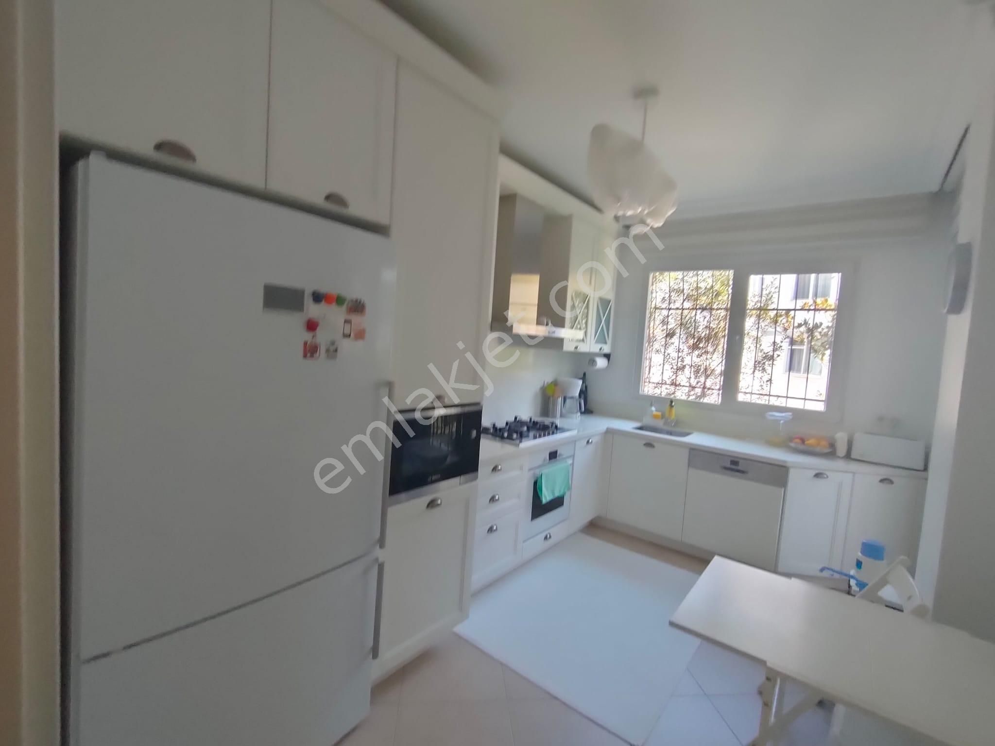 Sarıyer Tarabyaüstü Asansör ,otopark Şömine Yeni Eşyalı Kiralık Daire - Görsel 27