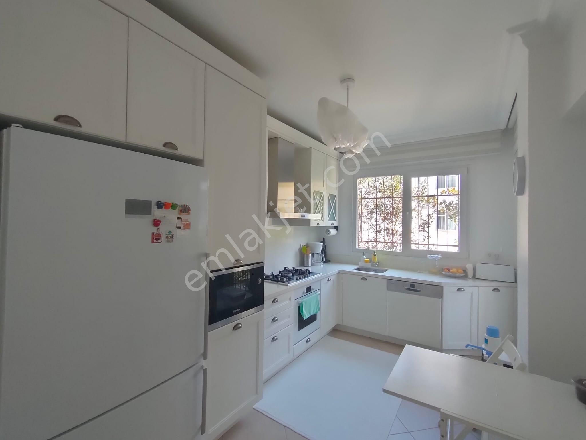 Sarıyer Tarabyaüstü Asansör ,otopark Şömine Yeni Eşyalı Kiralık Daire - Görsel 2