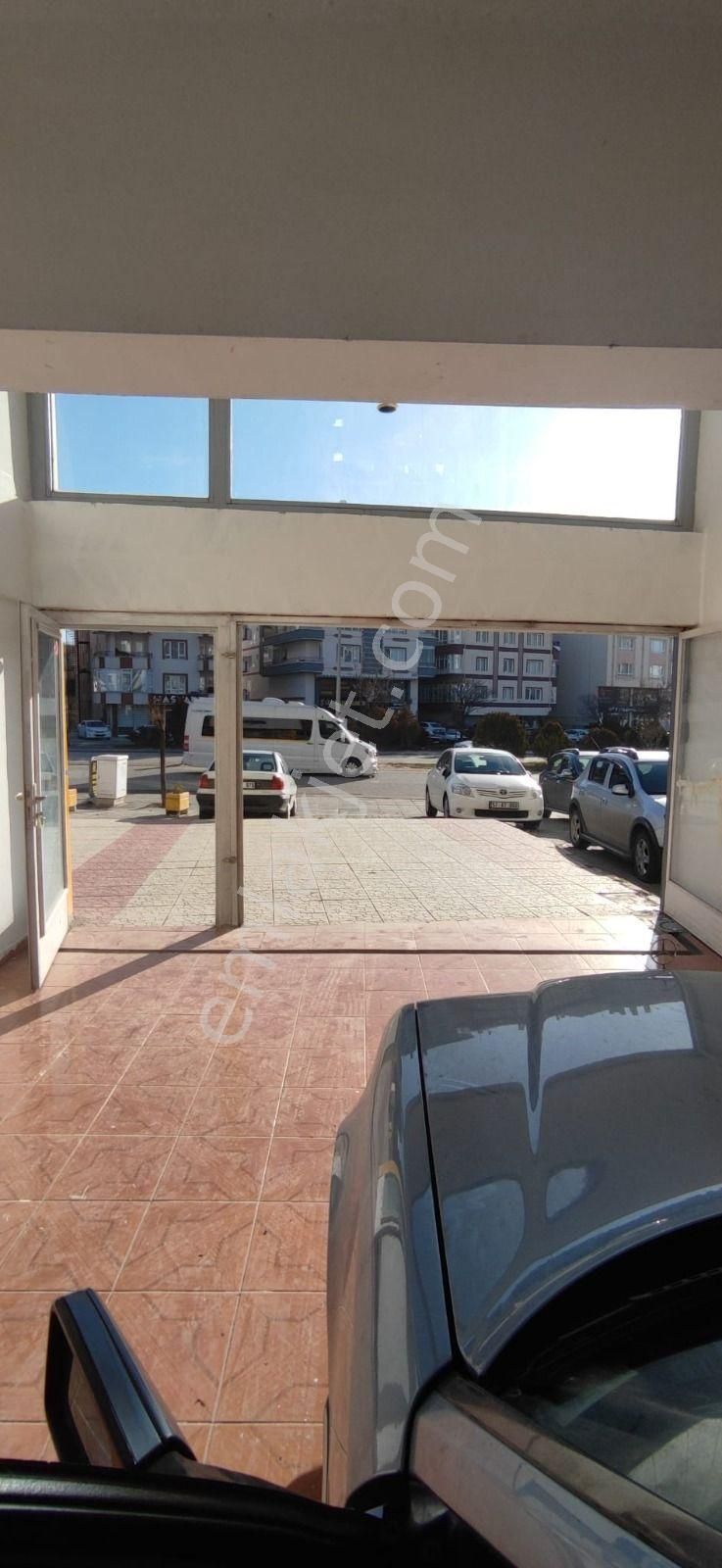 Ecg Gayrimenkul'den Pursaklar Saray Merkezde Cadde Üzeri 2 Katlı Kiralık Dükkan - Görsel 3