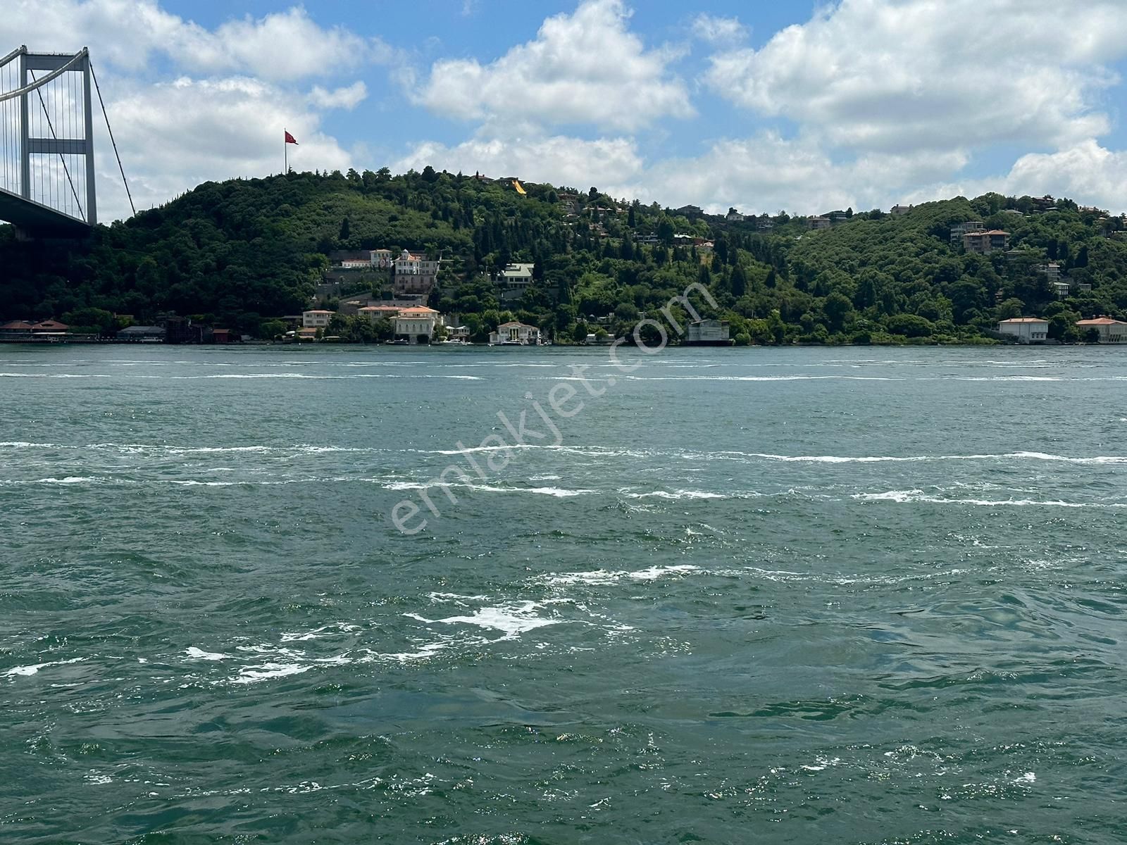 Sarıyer Baltalimanı Satılık Yalı Dairesi  Rumeli Hisarı Manzaralı 2 Adet Satılık Yalı Dairesi