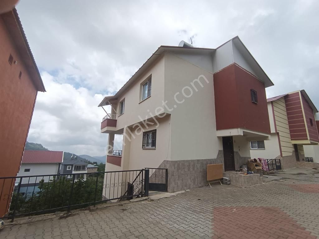 Mezitli Fındıkpınarı Satılık Villa 🏡FINDIKPINARINDA SATILIK VİLLA