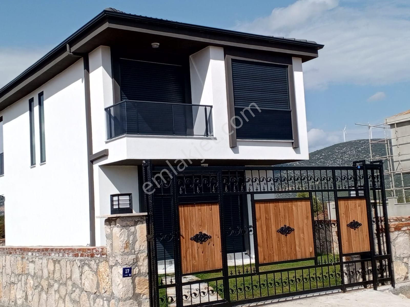 Didim Fevzipaşa Satılık Villa Akçinler Emlak Tan Didim /fevzipaşa Yeniümitler'de 3+1 Satılık Villa