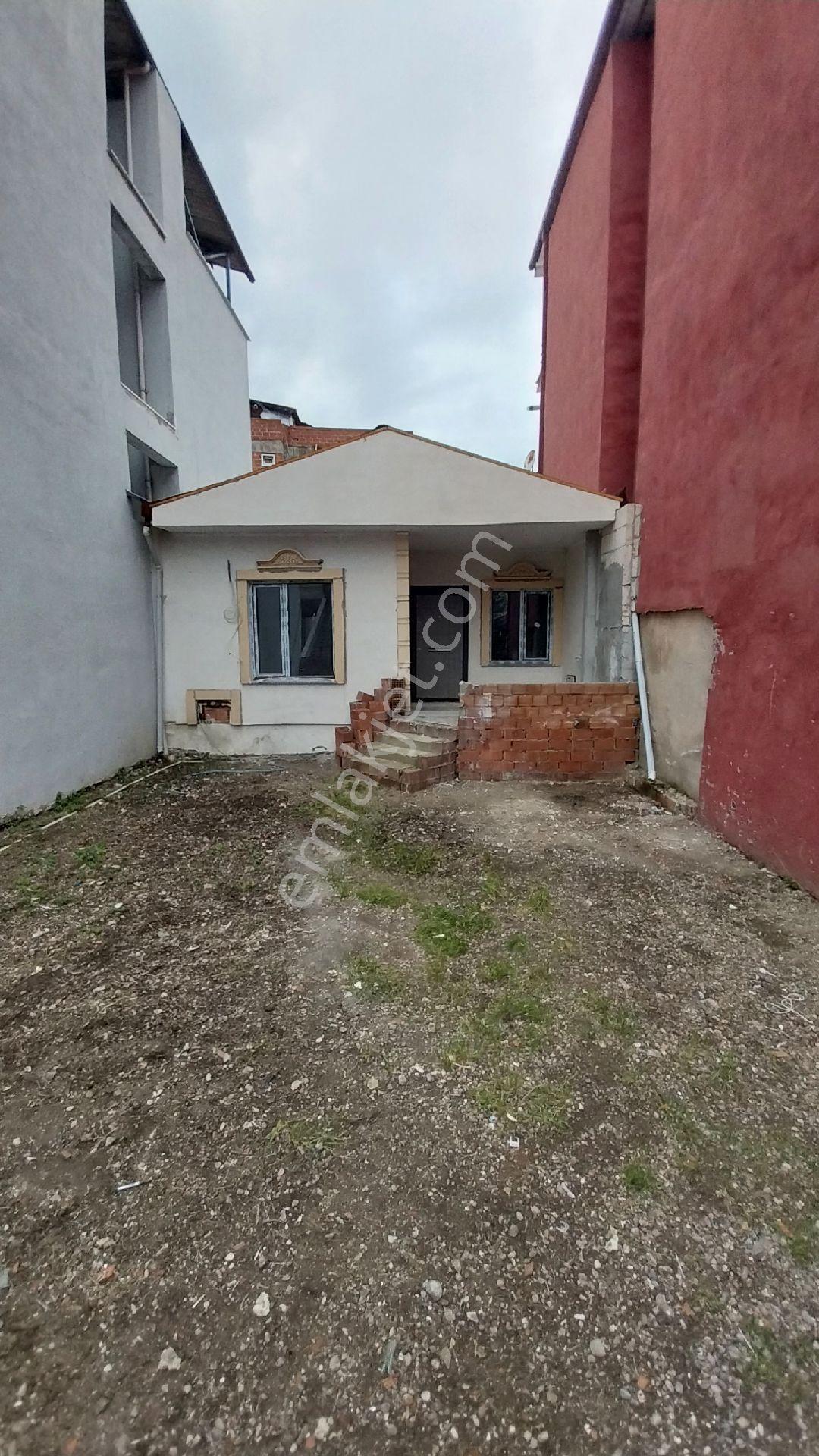 Acil Sakarya Adapazarı Cark Caddesı Arka Sokagı Müstakil Bahcelı Sıfır Yerden Isıtmalı Ozel Yapım - Görsel 5