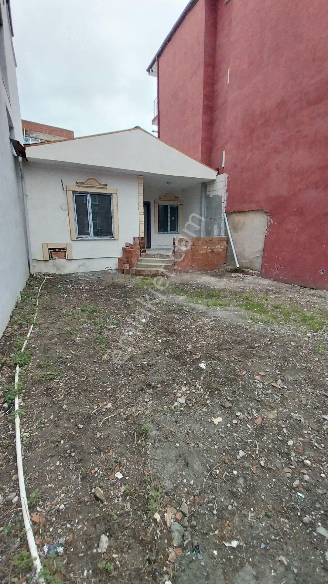 Acil Sakarya Adapazarı Cark Caddesı Arka Sokagı Müstakil Bahcelı Sıfır Yerden Isıtmalı Ozel Yapım - Görsel 7