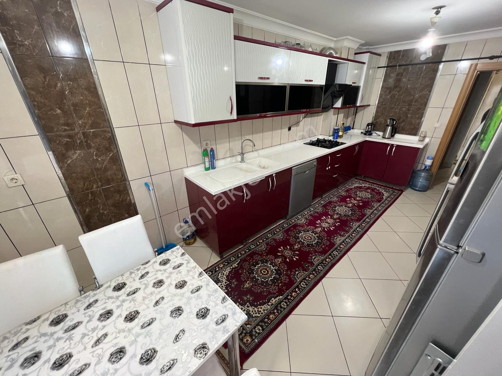 Keçiören Yayla Satılık Daire  KEÇİÖREN YAYLA MAH.'NDE 4+1 KATTA ASANSÖRLÜ SATILIK DAİRE