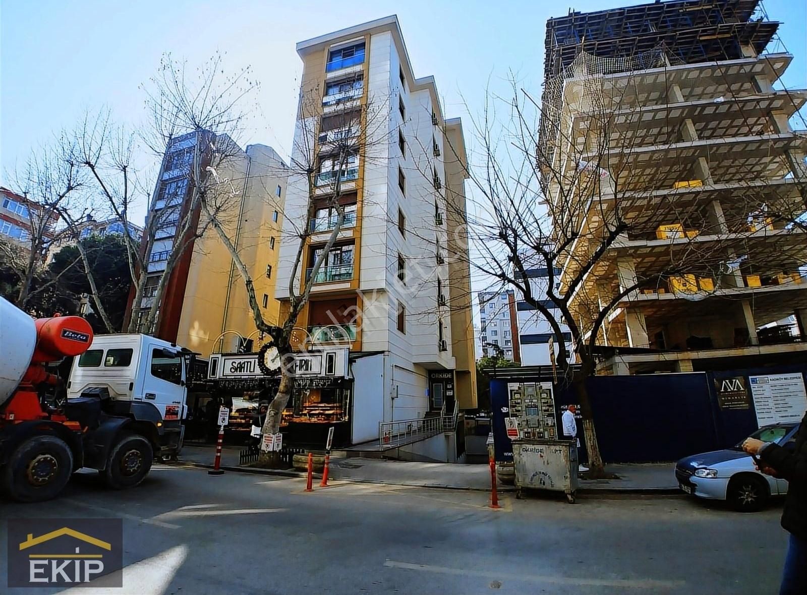 Kadıköy Bostancı Satılık Daire Bostancı'da Emin Ali Paşa' da geniş m2 li 2016 yapımı 2+1 daire