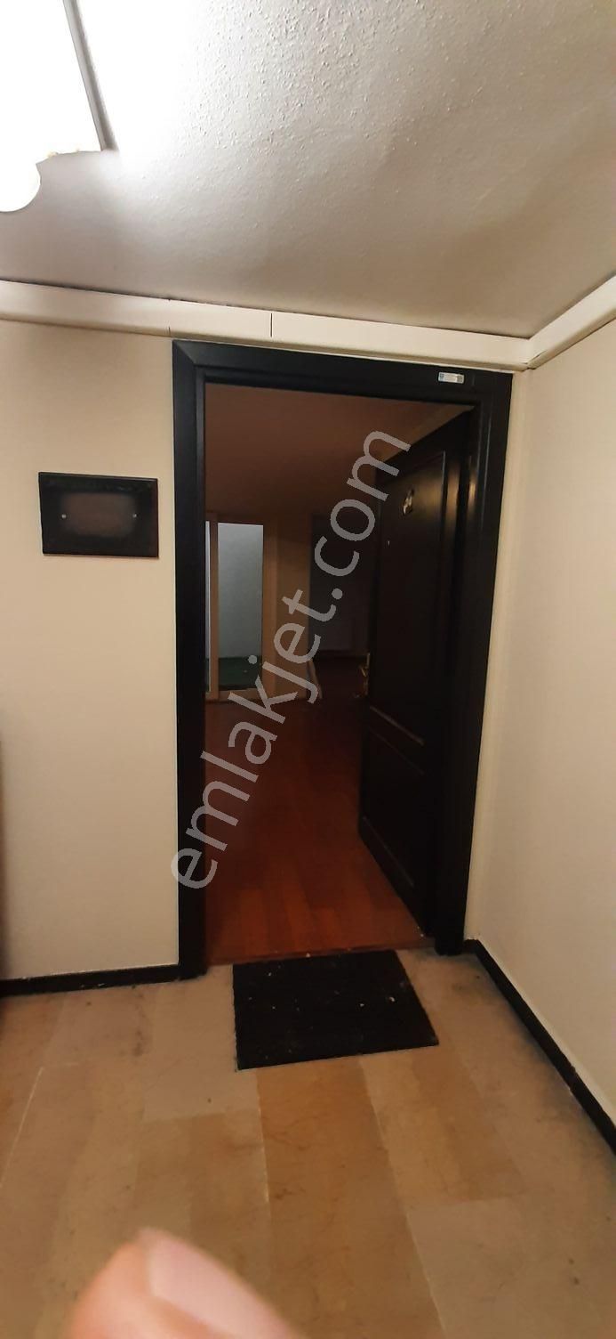 Beşiktaş Merkezde Çelik İşmerkezinde Kiralık Ofis 60 M2 1+1 - Görsel 25