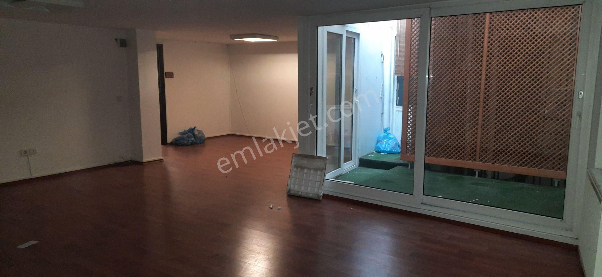 Beşiktaş Merkezde Çelik İşmerkezinde Kiralık Ofis 60 M2 1+1 - Görsel 10