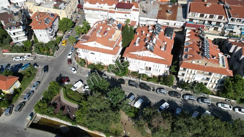 Marmaris Merkezde Satılık 6+1 Dubleks Daire - Görsel 3