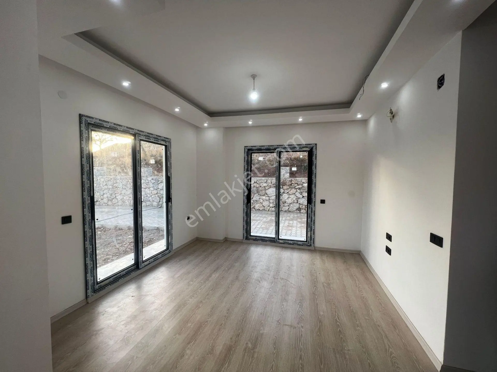 Bozburun'da Deniz Manzaralı Sıfır Tam Müstakil Villa - Görsel 5