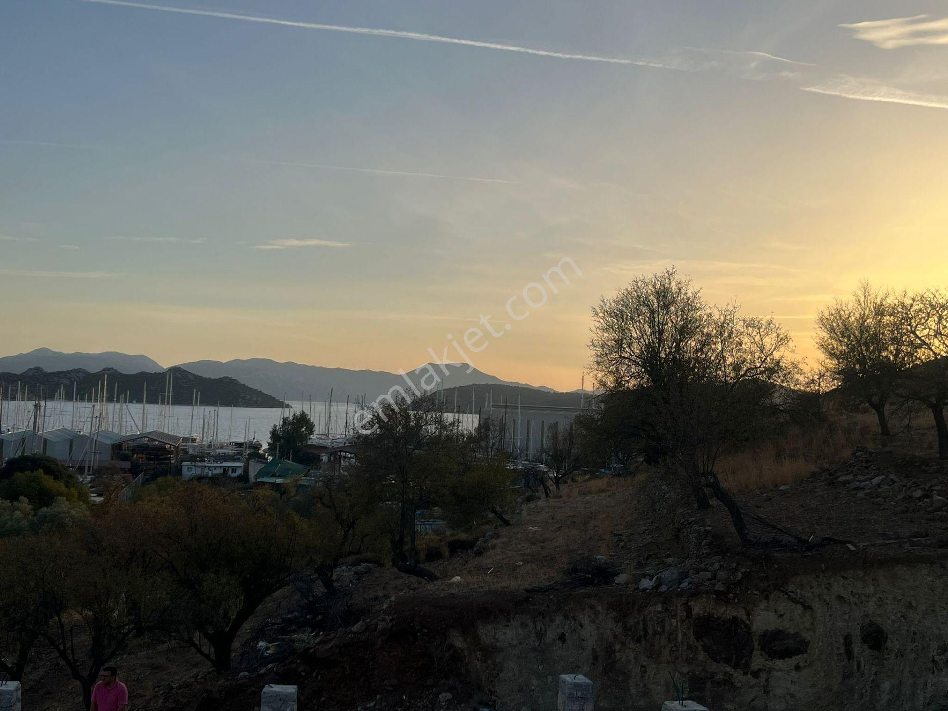Bozburun'da Deniz Manzaralı Sıfır Tam Müstakil Villa - Görsel 18