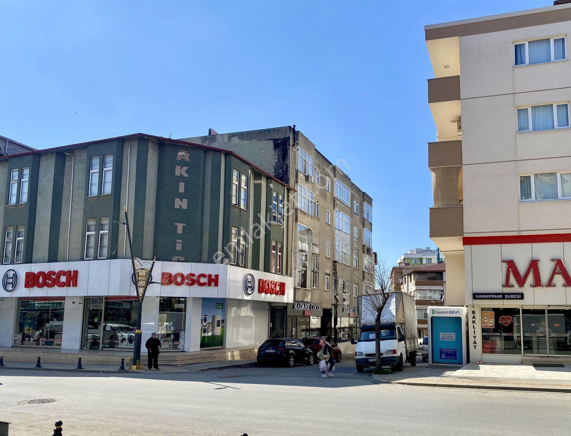 Pendik Kavakpınar’da Kurumsal Kiracılı Satılık 300 M2 Dükkan - Görsel 15