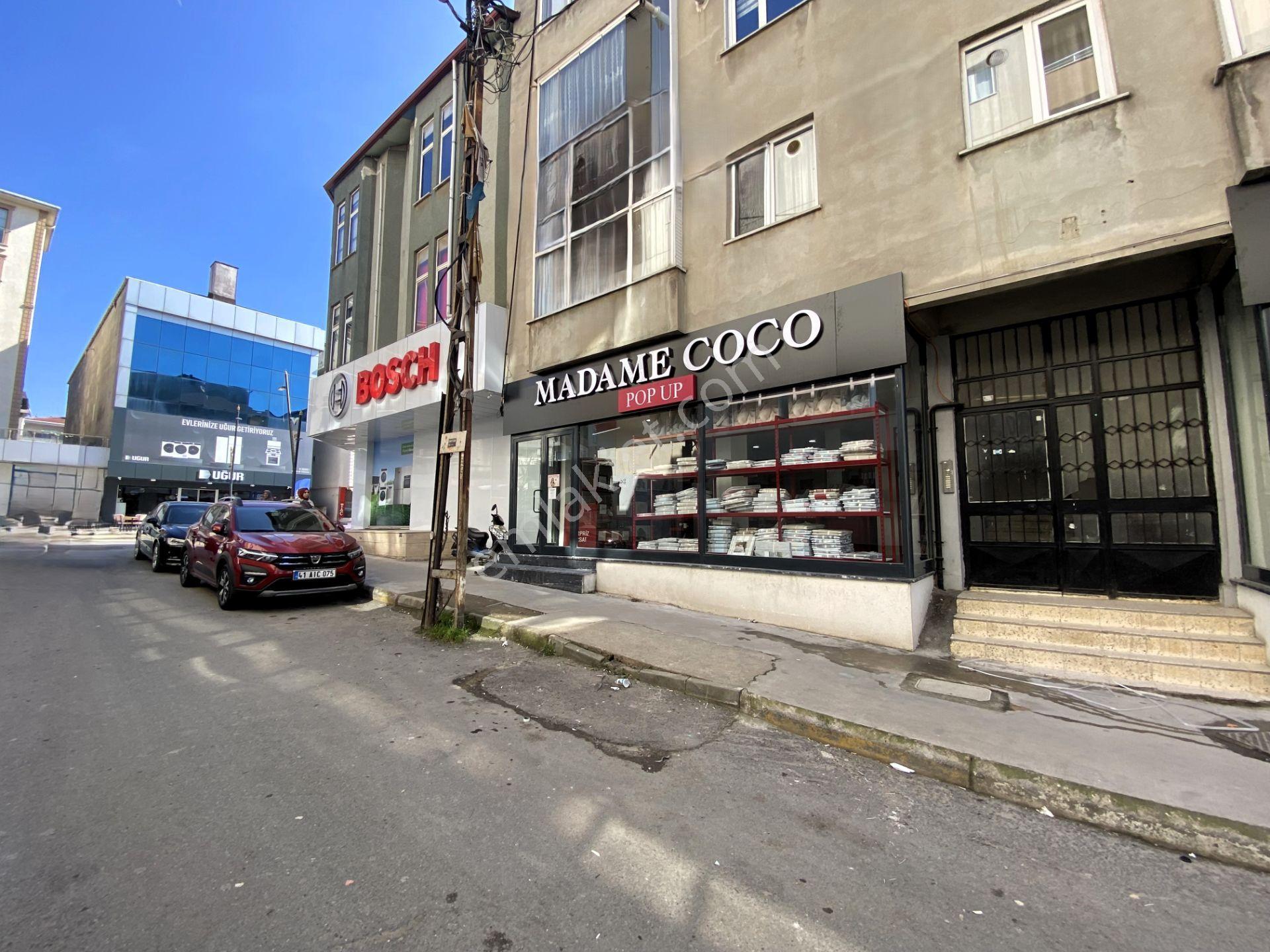 Pendik Kavakpınar’da Kurumsal Kiracılı Satılık 300 M2 Dükkan - Görsel 13