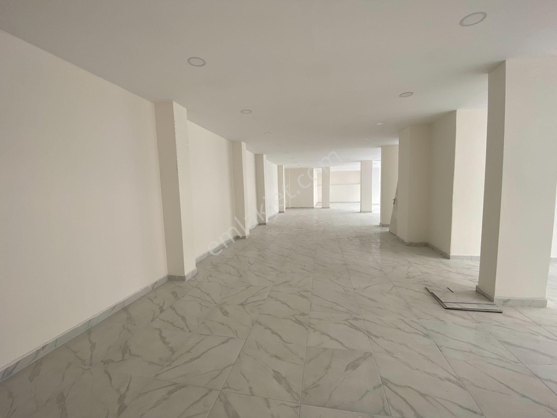 Pendik Kavakpınar’da Kurumsal Kiracılı Satılık 300 M2 Dükkan - Görsel 33