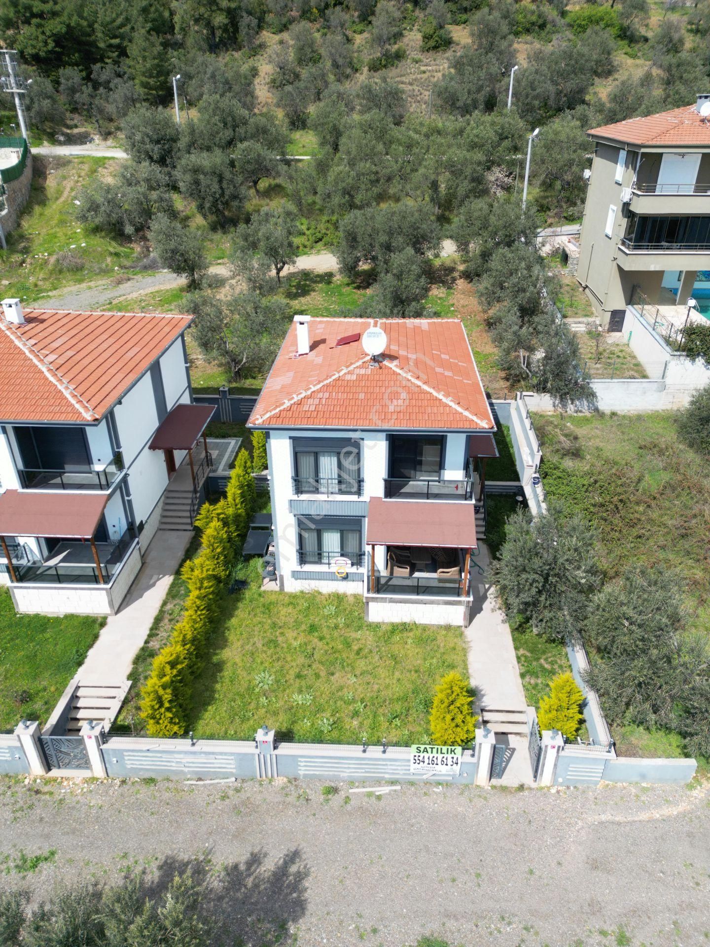 Edremit Altınoluk Satılık Villa Afissia Gayrimenkul-altınolukta Eşsiz Manzaralı 4+1 Müstakil Villa