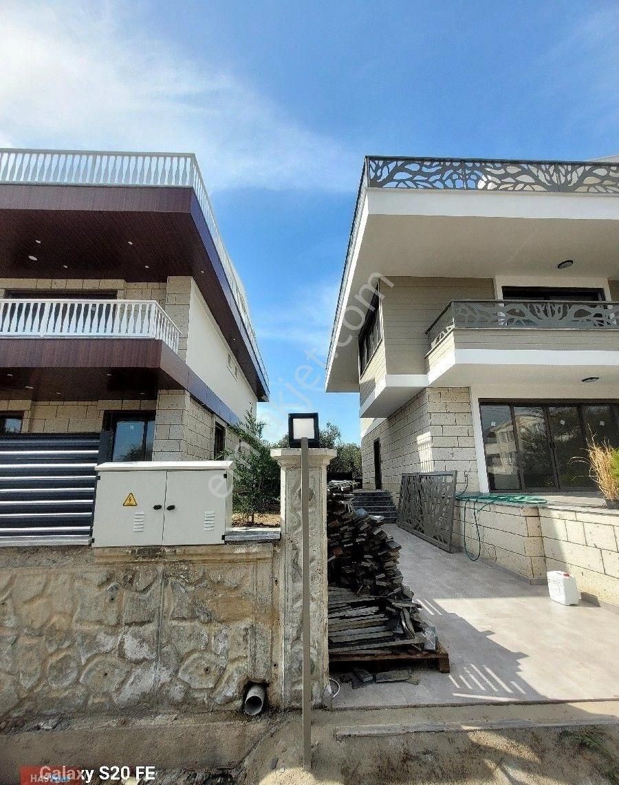 Edremit Narlı Satılık Villa Balıkesir Edremit Altınoluk Narlı Mah.