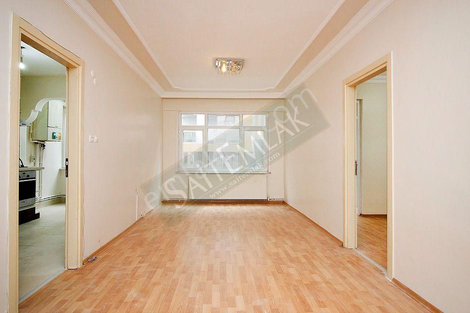 Bahçelievler Siyavuşpaşa Satılık Daire Bahçelievler 2+1 Kombili 110 M2 Güney Cephe Masrafsız Şık Daire