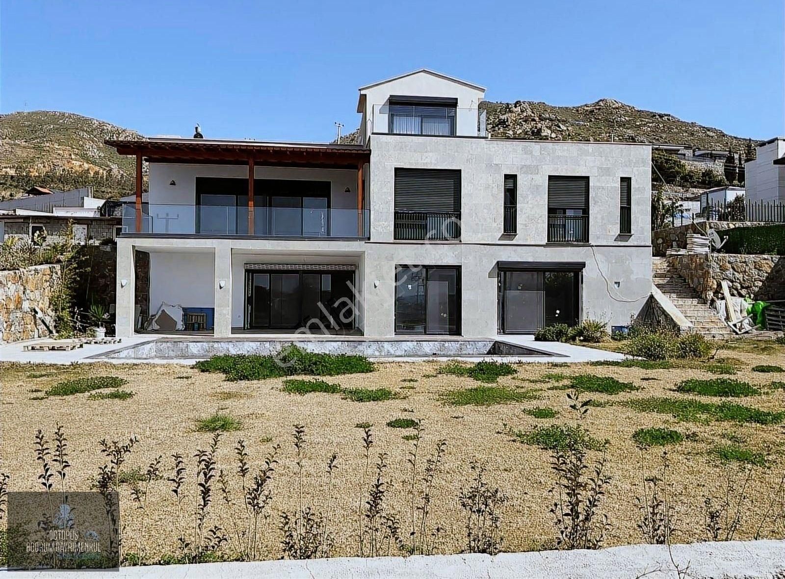 Bodrum Gümüşlük Satılık Müstakil Ev BODRUM GÜMÜŞLÜKTE 1500 m2 içinde SATILIK TAM MÜSTAKİL 6+2 VİİLA