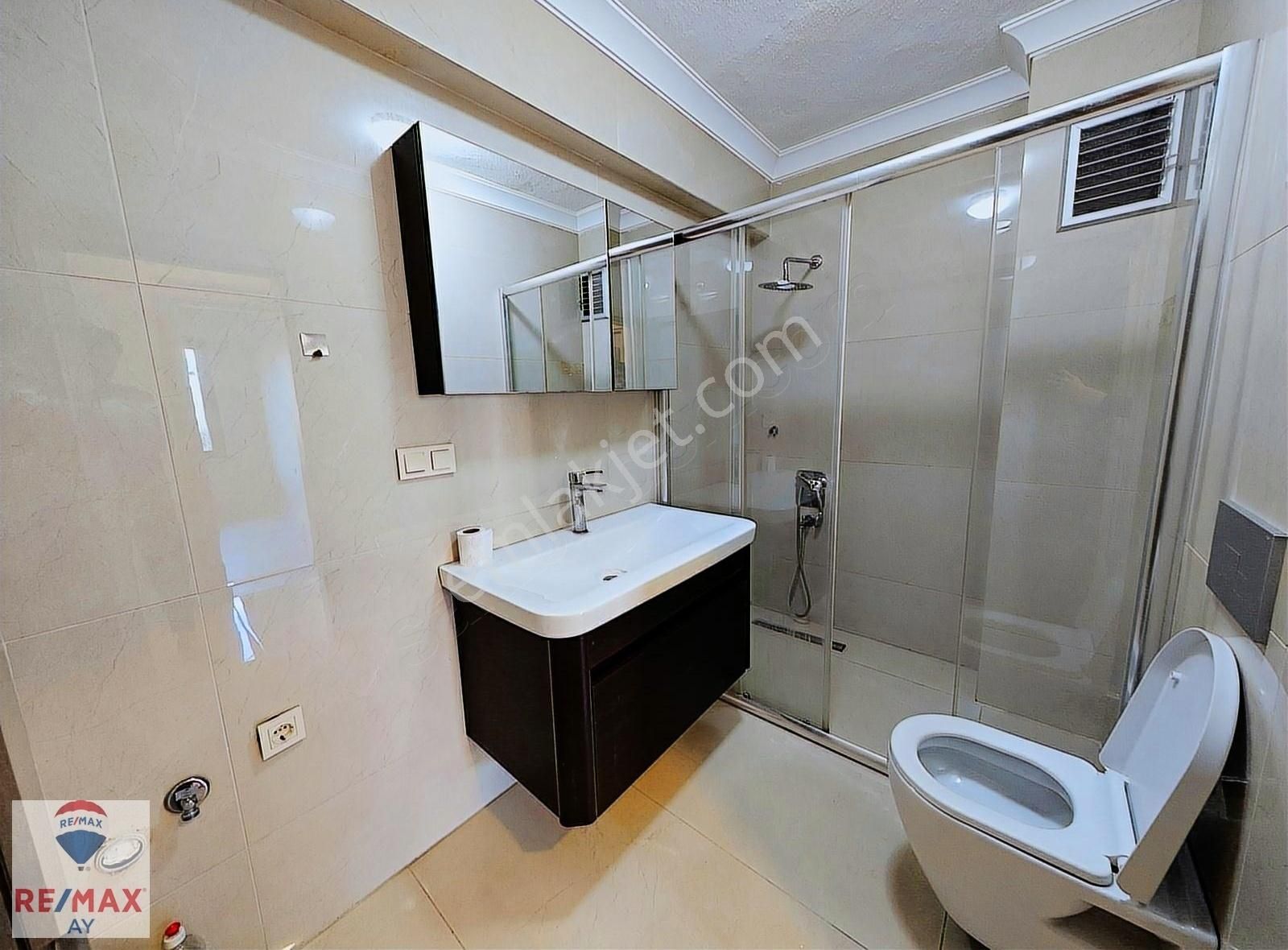 Remaxay Burak Şahin Demirkapı Konaklarında Fırsat Lüks Daire - Görsel 14