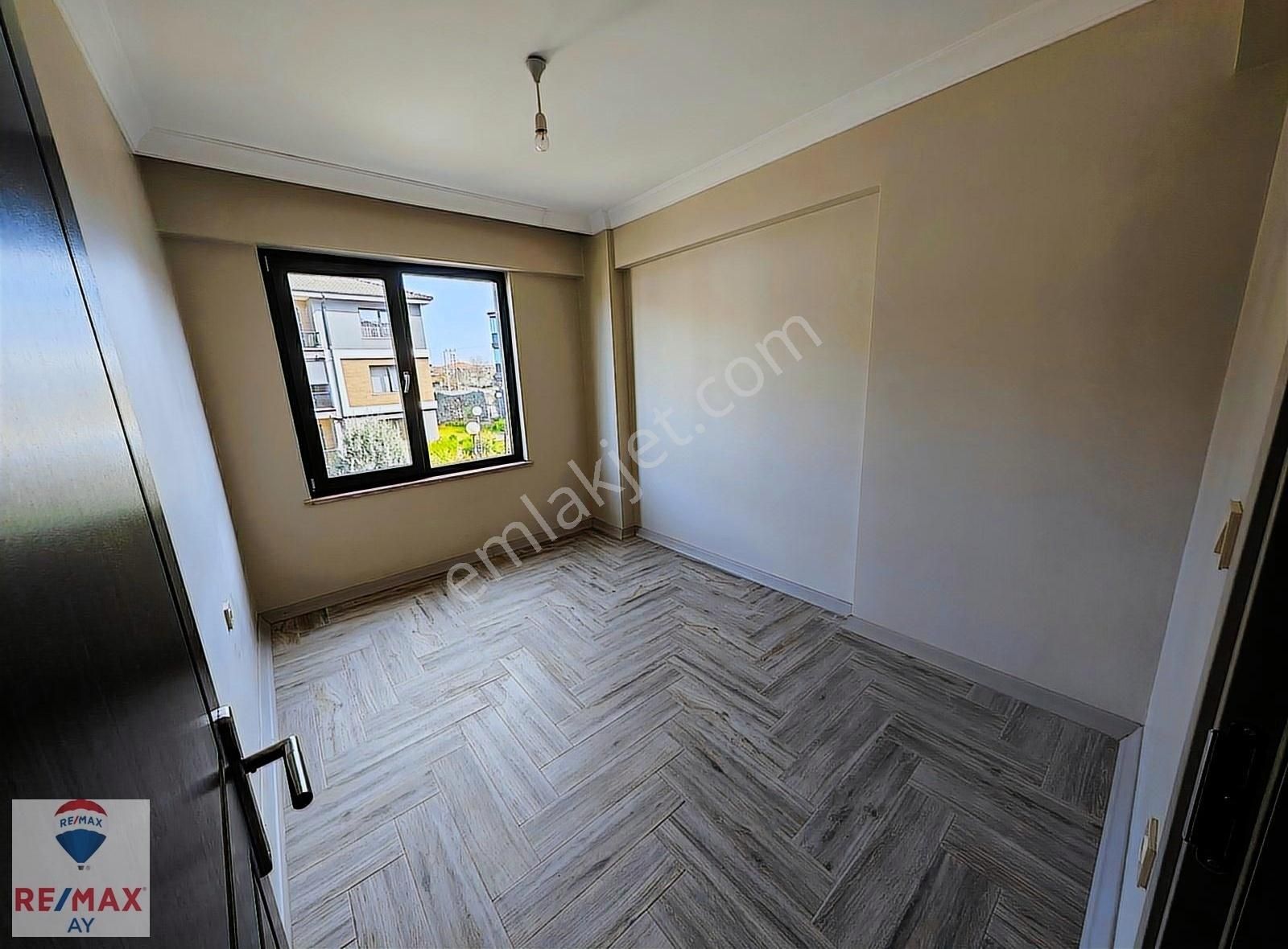 Remaxay Burak Şahin Demirkapı Konaklarında Fırsat Lüks Daire - Görsel 2