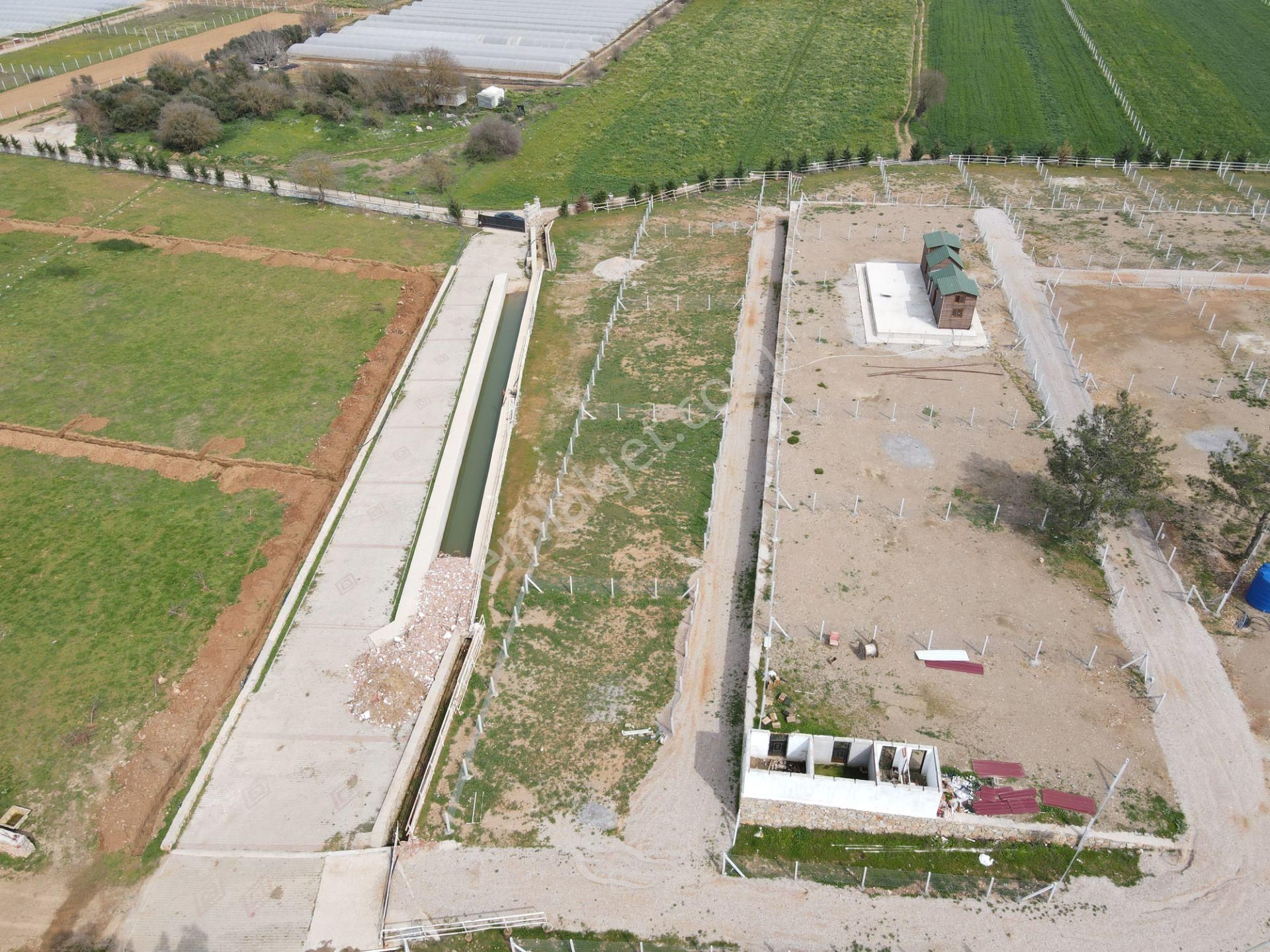 Ataköy'de Satılık Resmi Tapulu 320 M2 Denize Yakın Muhteşem Bahçeler - Görsel 16