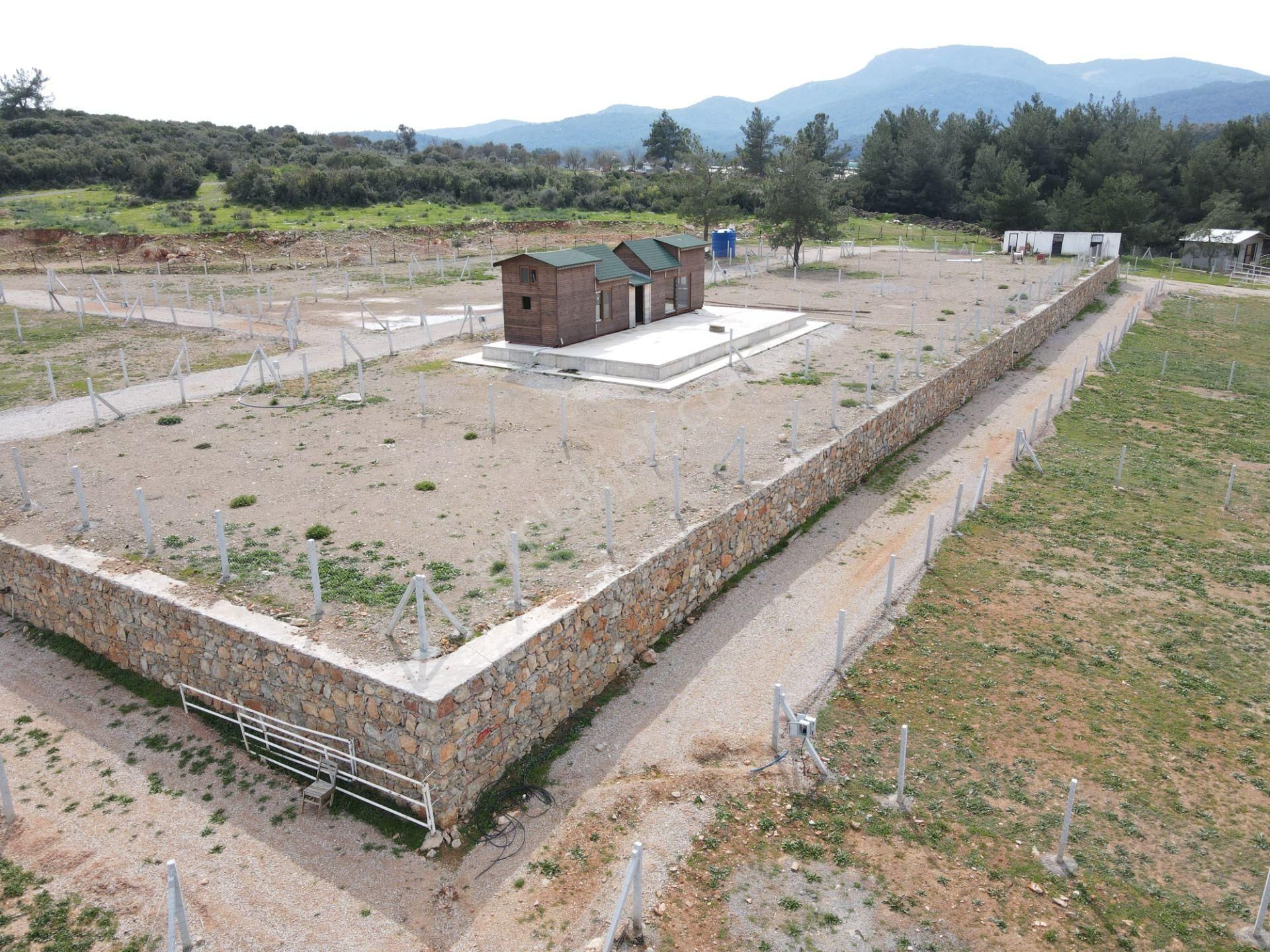 Ataköy'de Satılık Resmi Tapulu 320 M2 Denize Yakın Muhteşem Bahçeler - Görsel 8