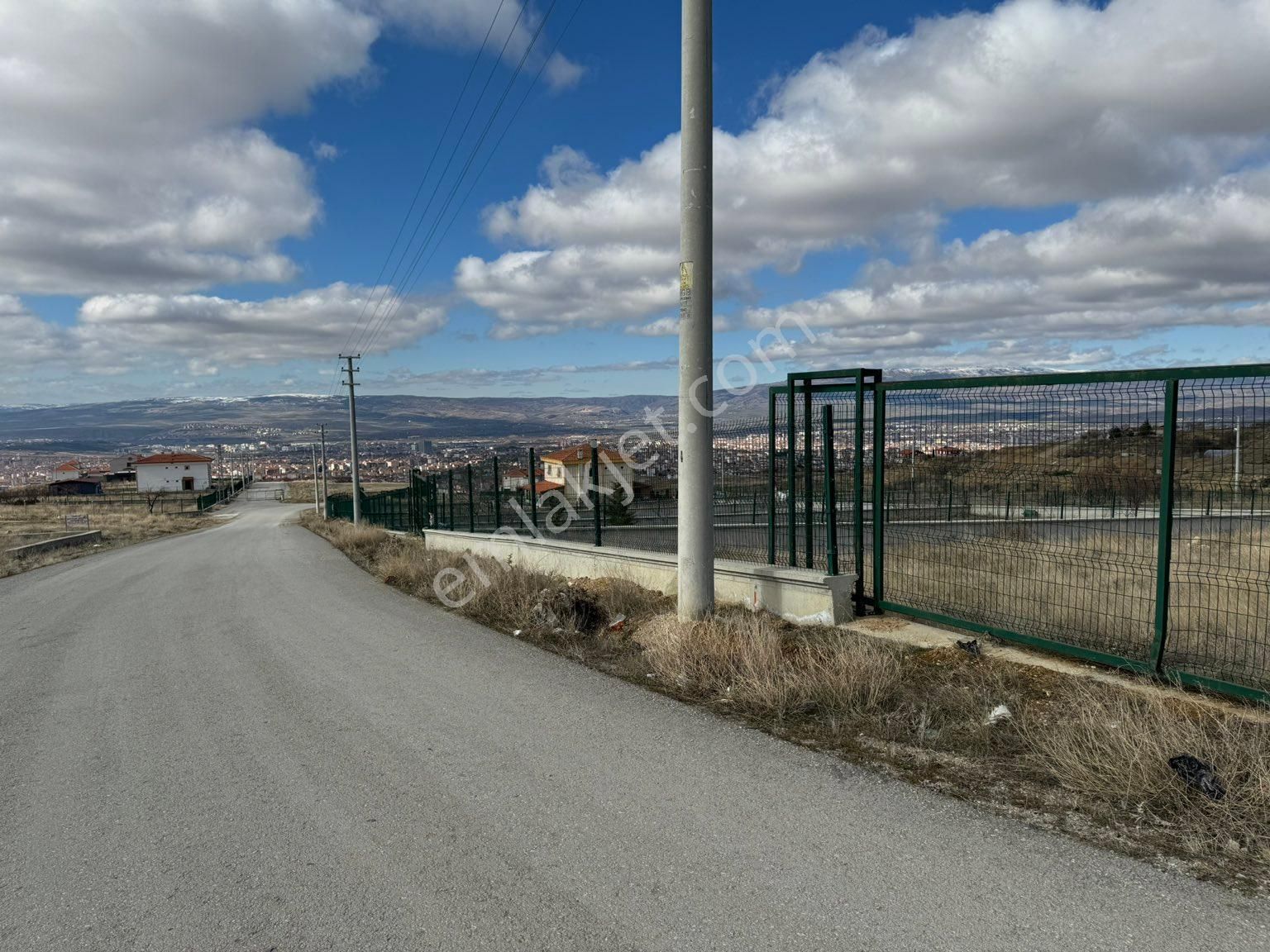 Çorum Merkez Bahçelievler Satılık Villa İmarlı Bahçelievler mahallesinde İmarlı tek tapulu villa arsası