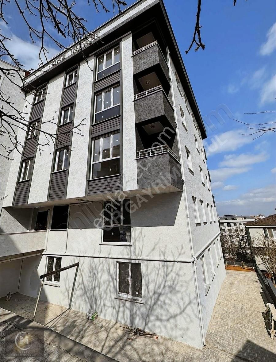 Sultanbeyli Orhangazi Satılık Daire ÇATI PİYESİ YÜKSEK 110m2 Net KELEPİR DUBLEX DAİRE