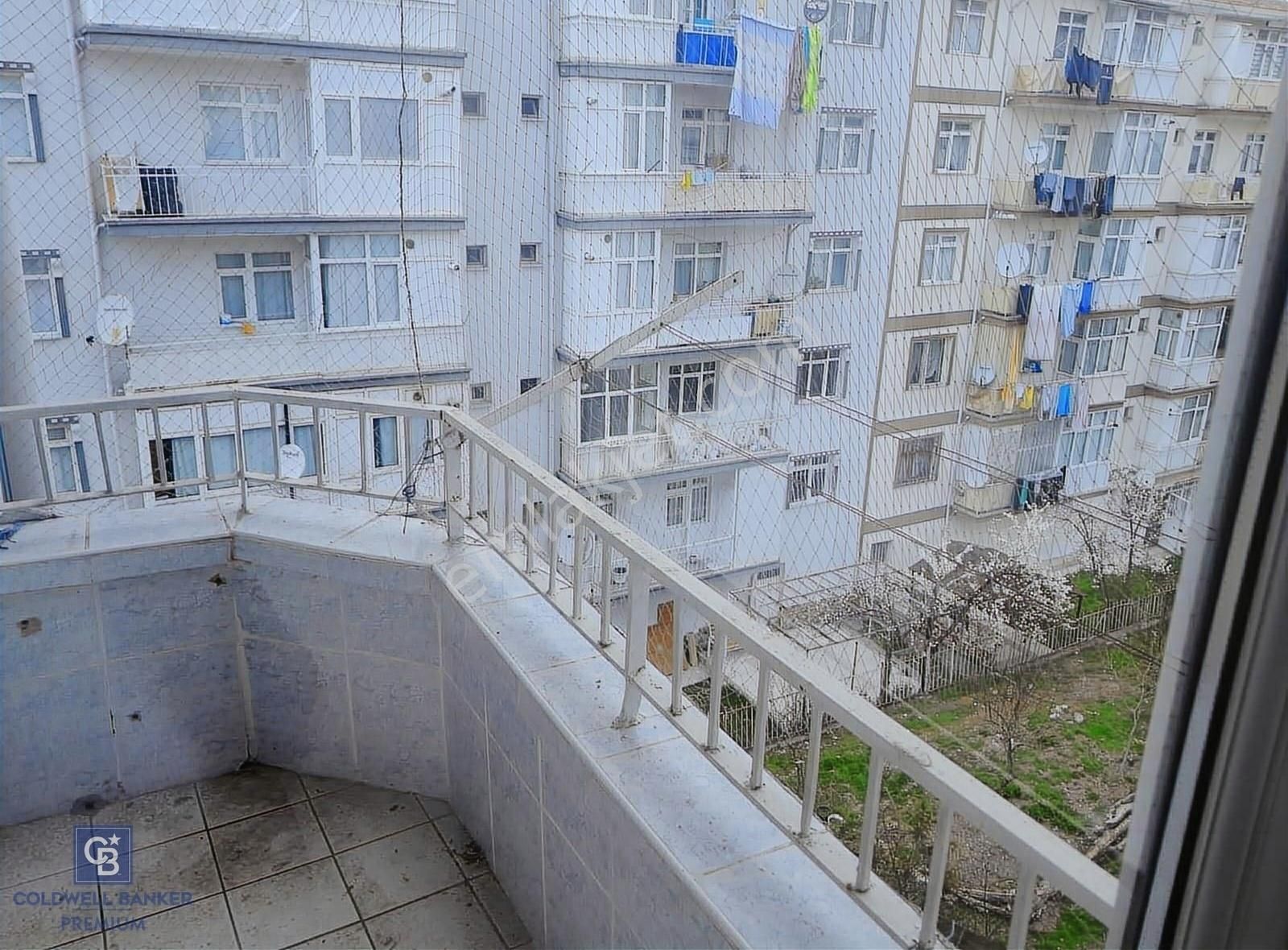 Sincan Gazi Osmanpaşa Satılık Daire GAZİ OSMAN PAŞA MAHALLESİNDE SİTE İÇİNDE 3+1 SATILIK DAİRE