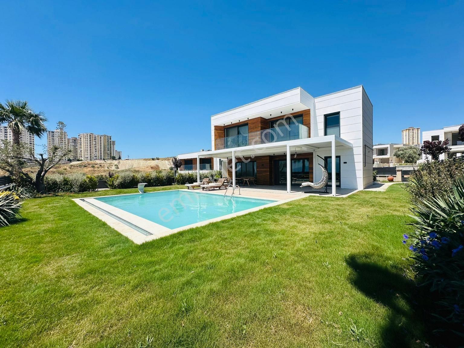 Kuşadası Yavansu Satılık Villa Kuşadası Avm Ful Deniz Manz 500m2 Arsalı Ultra Lüks Villa